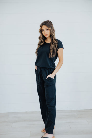 WIDE LEG LOUNGE PANTS IN BLACK