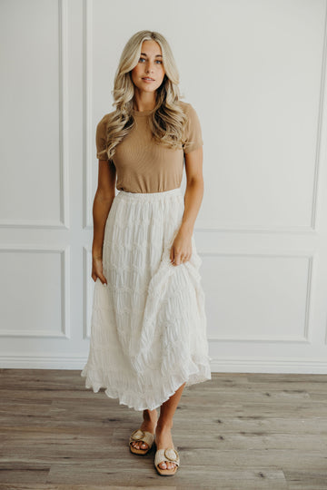 TEXTURED SKIRT IN COCONUT MILK FINAL SALE