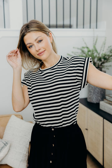 BOXY KNIT TOP IN BLACK STRIPE