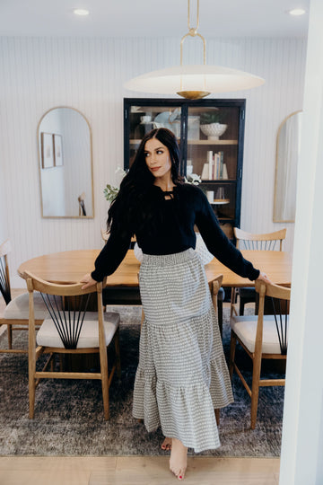 TIERED MAXI SKIRT IN PICNIC FLORALS