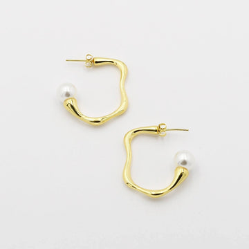 Uneven Pearl Hoop Gold Earring