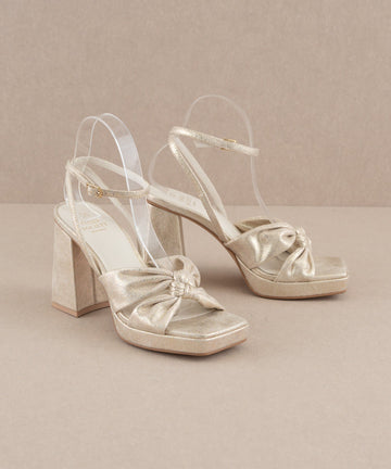 The Zoey | Light Gold knotted band platform heel