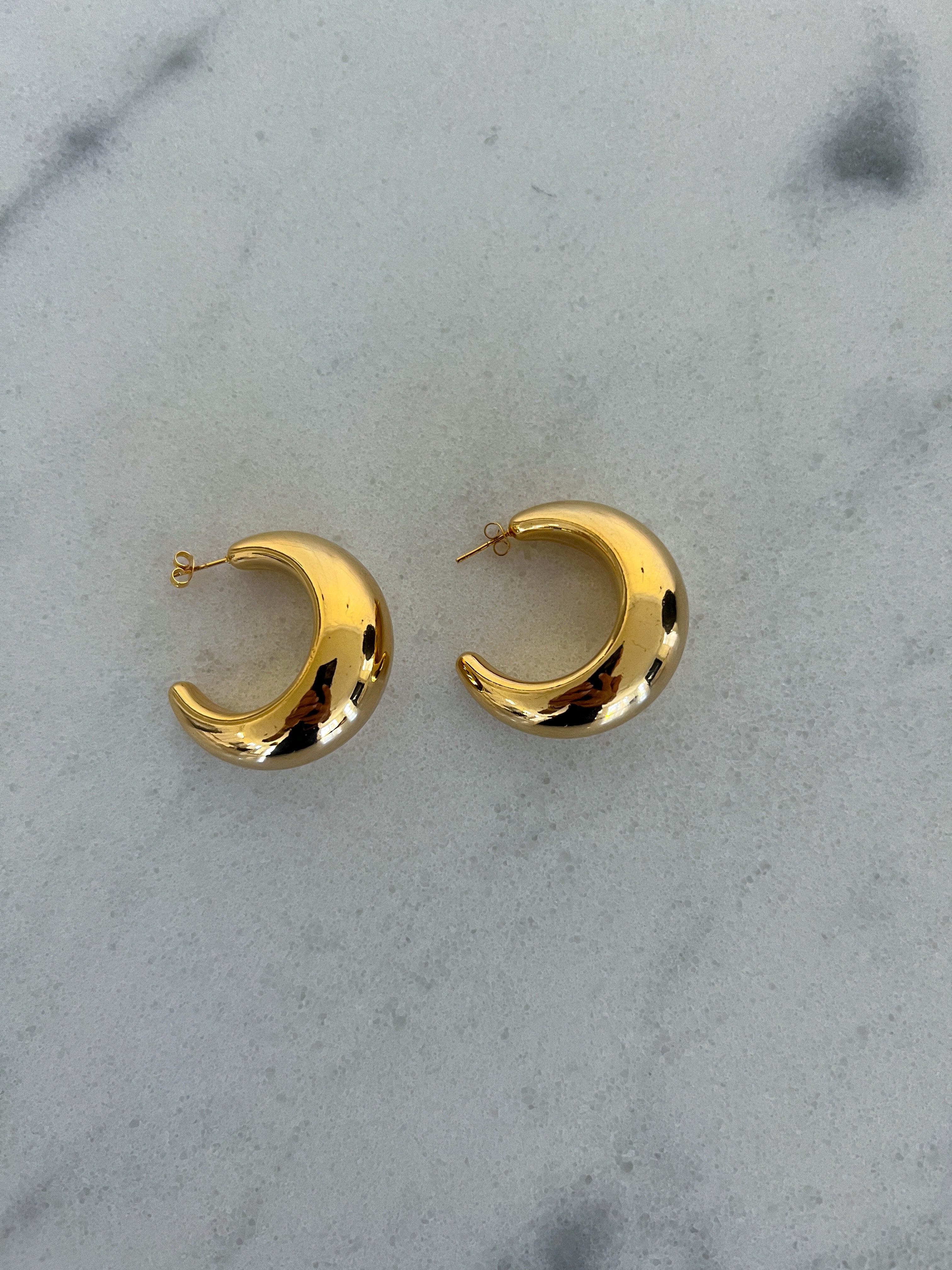 BLAKE HOOP EARRINGS
