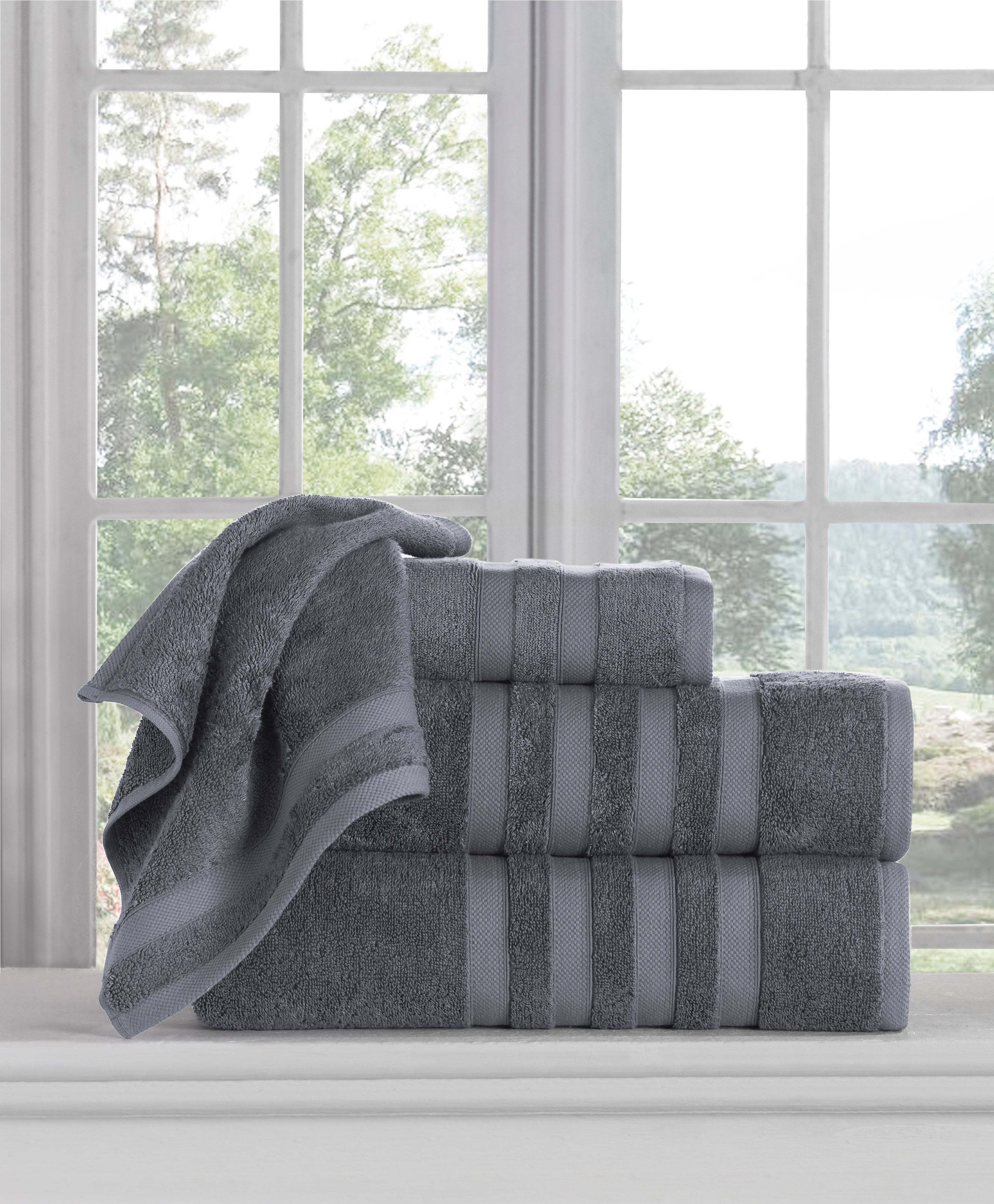 Italian Silk, Austrian Modal and Turkish Cotton Blended Luxury Towel Set of 4