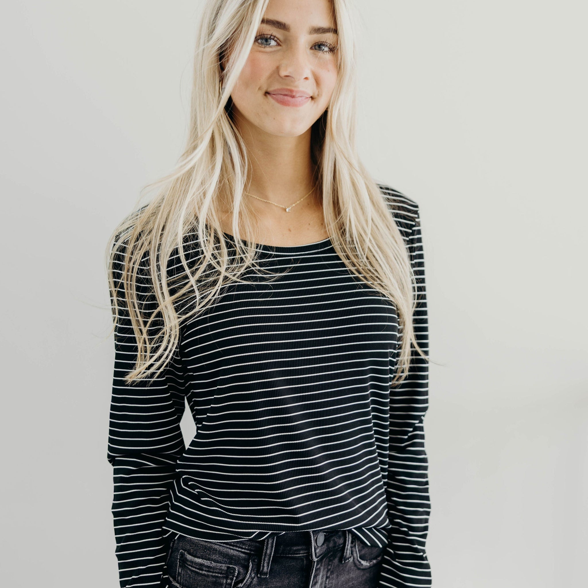 LONG SLEEVE RIBBED TEE IN BLACK STRIPE