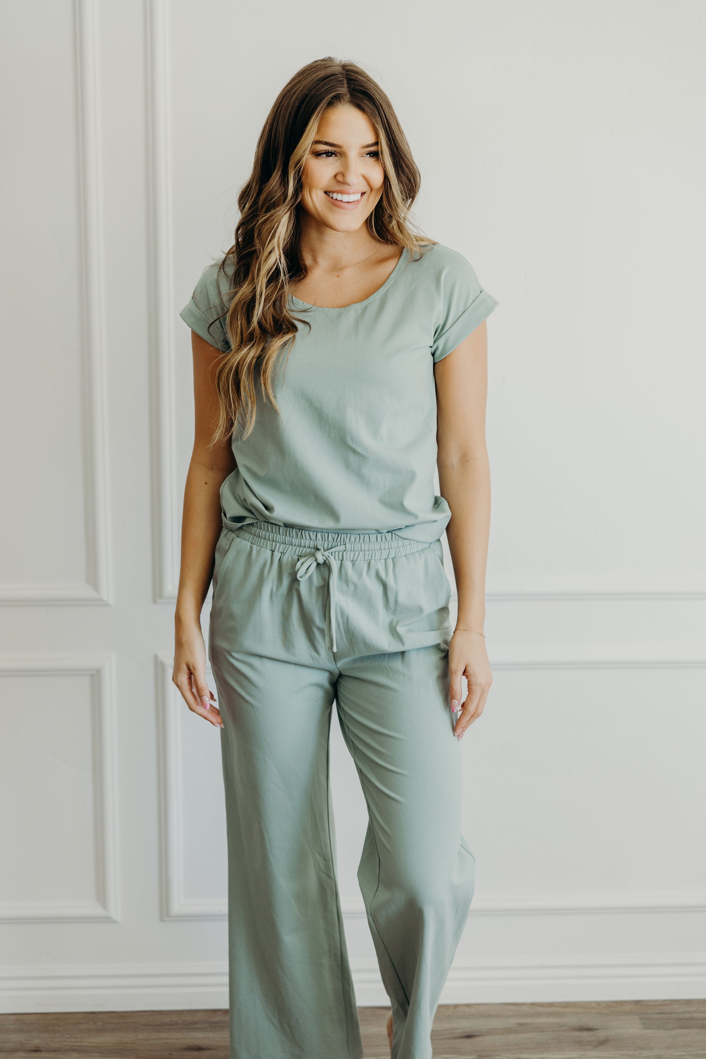 LOUNGE CUFF SLEEVE TEE IN MILKY GREEN FINAL SALE