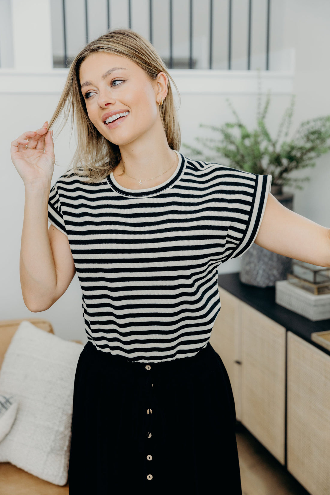 BOXY KNIT TOP IN BLACK STRIPE