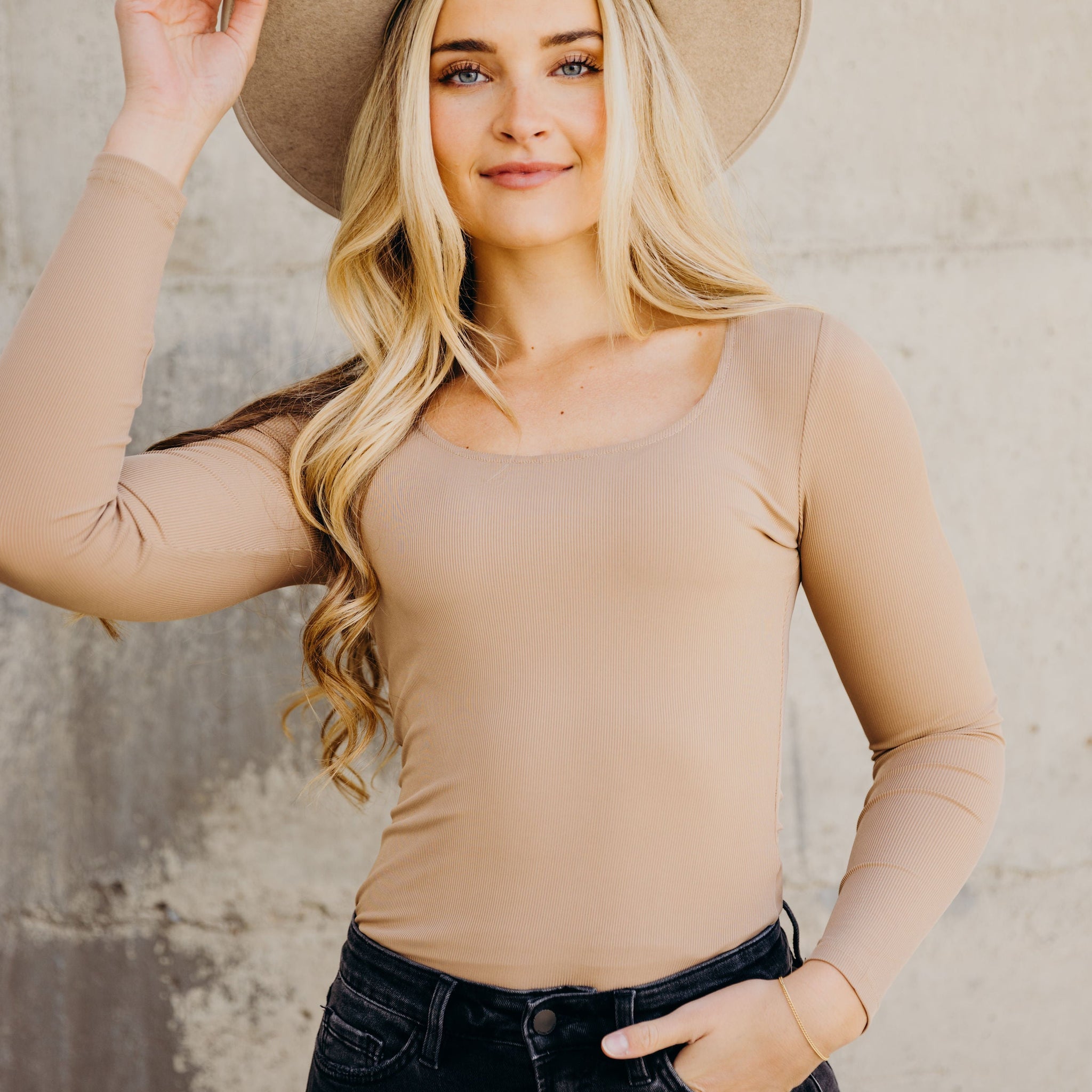RIBBED LONG SLEEVE BODYSUIT IN NUDE FINAL SALE