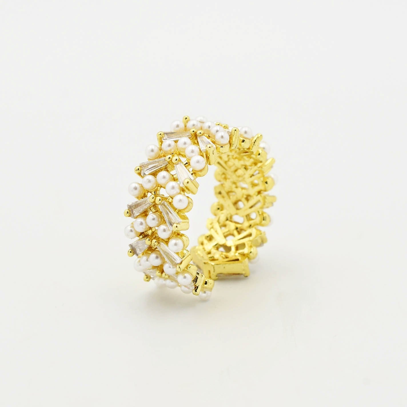 All Pearly Ring