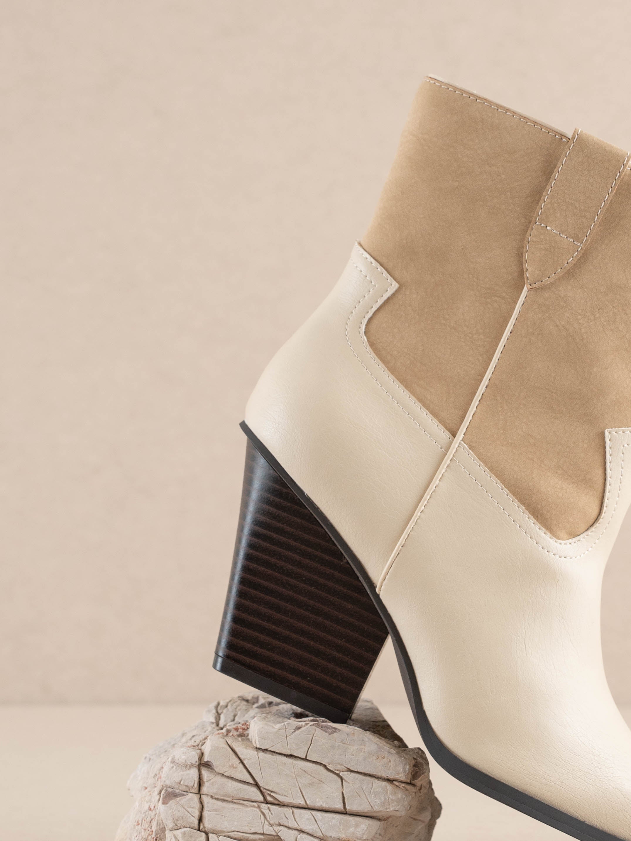 The Brooks | Beige Two Toned Western Bootie