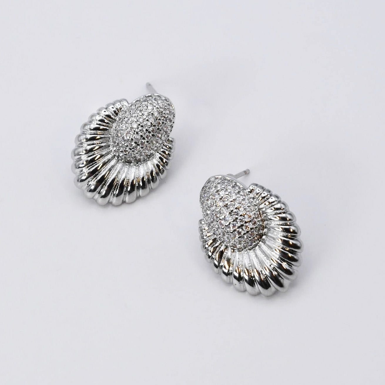 Darling Silver Stud Earring