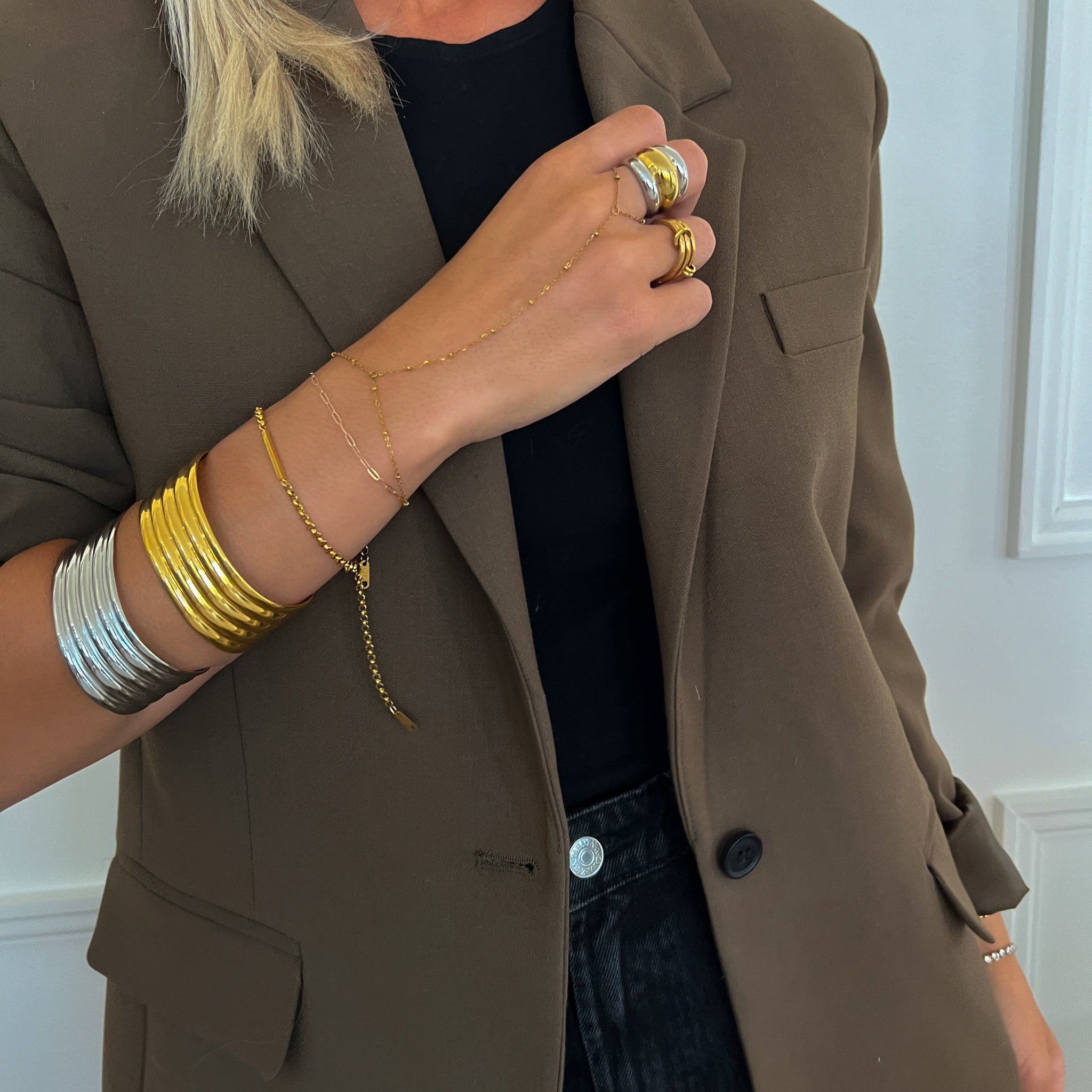 BELLA BANGLE BRACELET