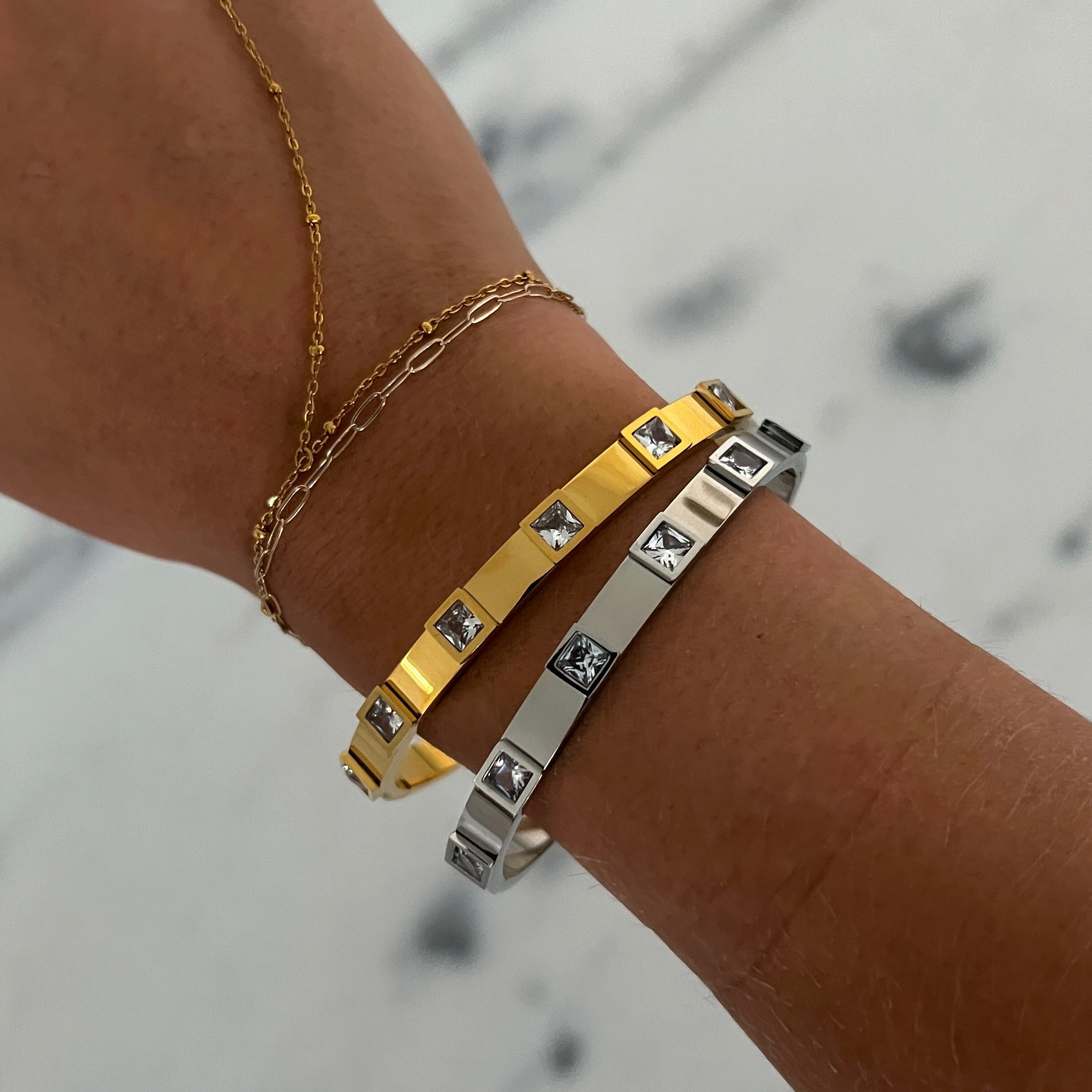 ALEX BANGLE BRACELET