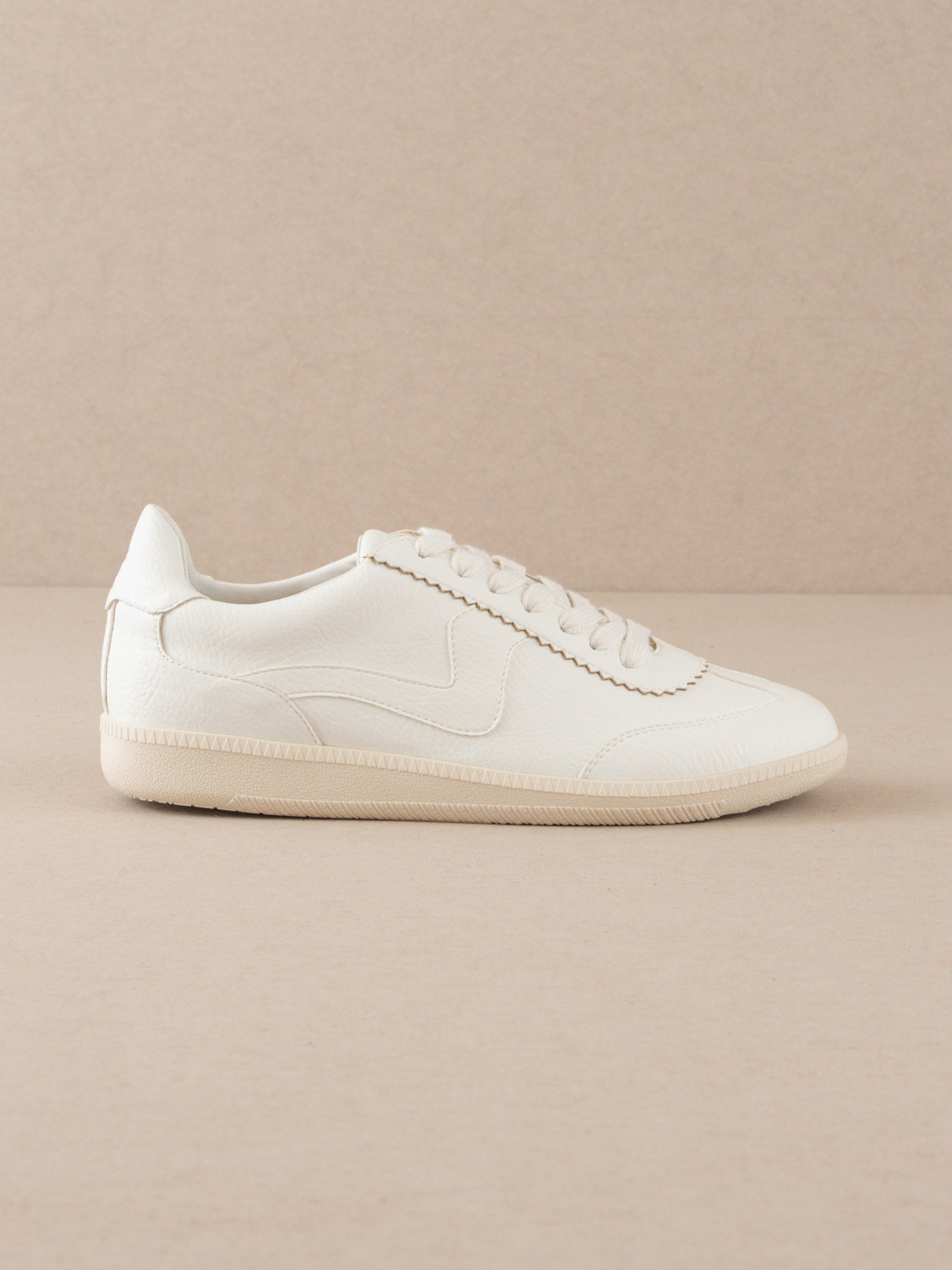 The Kyla | White Classic Low Top Sneakers