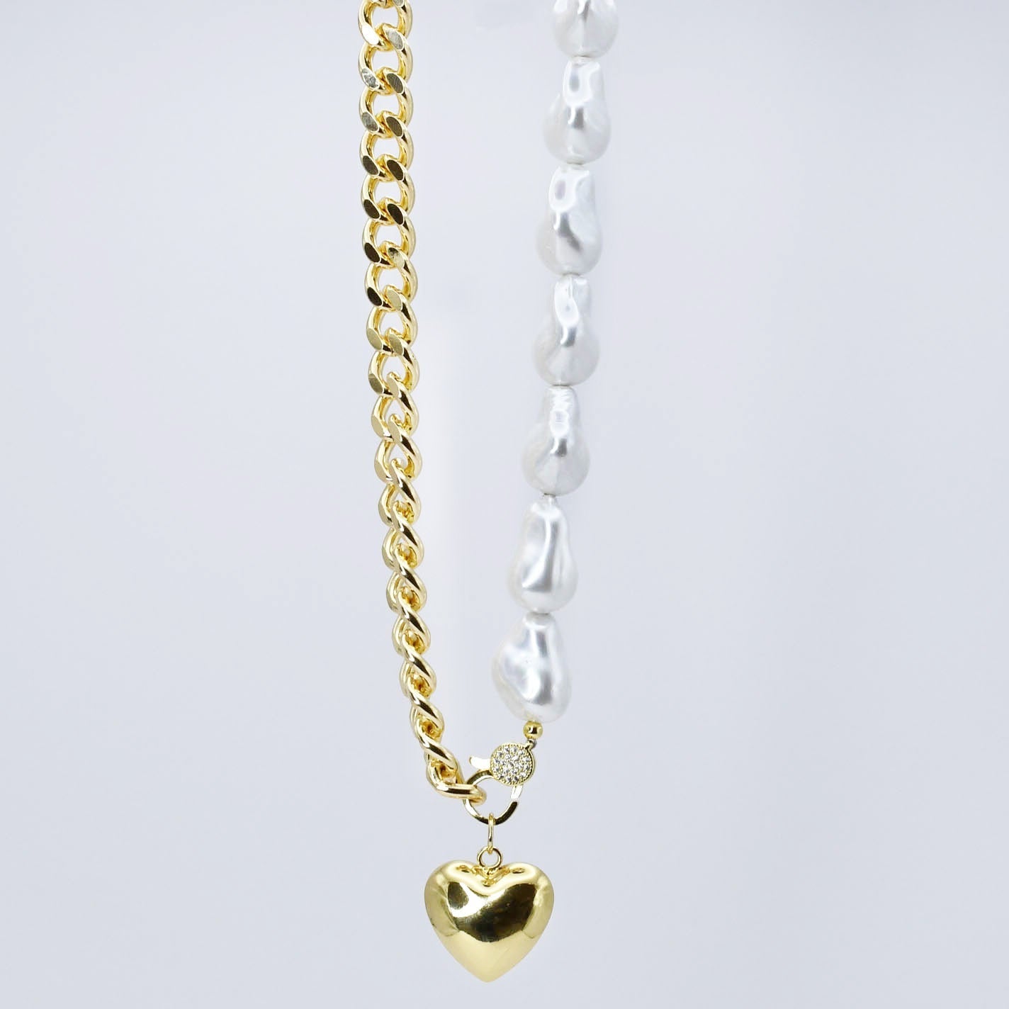 Majestic Heart Pearl Necklace