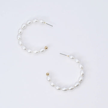 Pearl Chic Hoop Earring