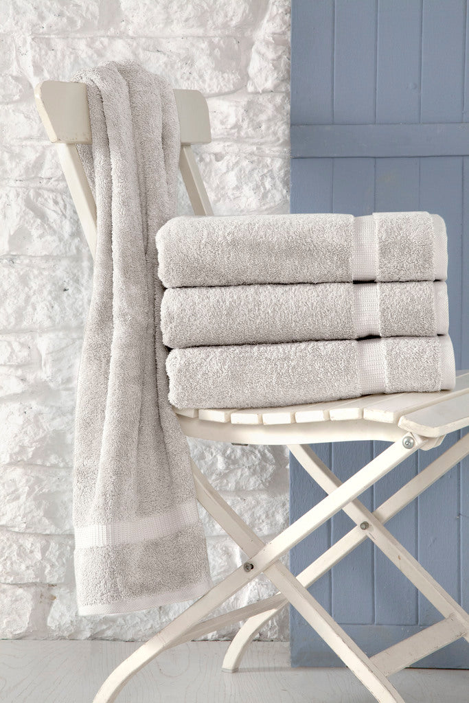 Cambridge Bath Towels Set of 4, Hotel Collection - Made in Turkey