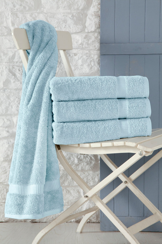 Cambridge Bath Towels Set of 4, Hotel Collection - Made in Turkey